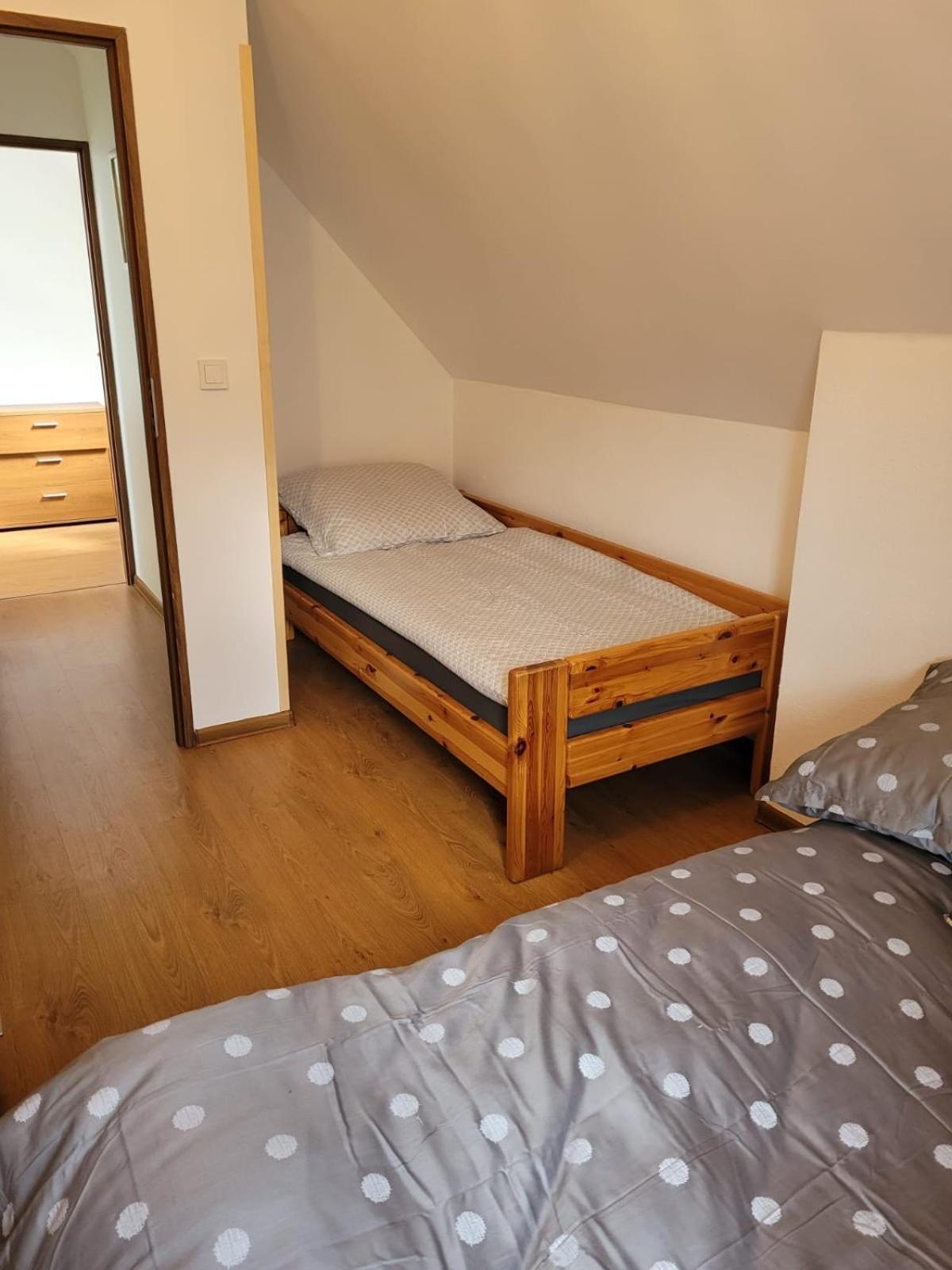 Dom Wakacyjny Merlin Nad Jeziorem Jodlow Slawa Radzyn Exterior foto
